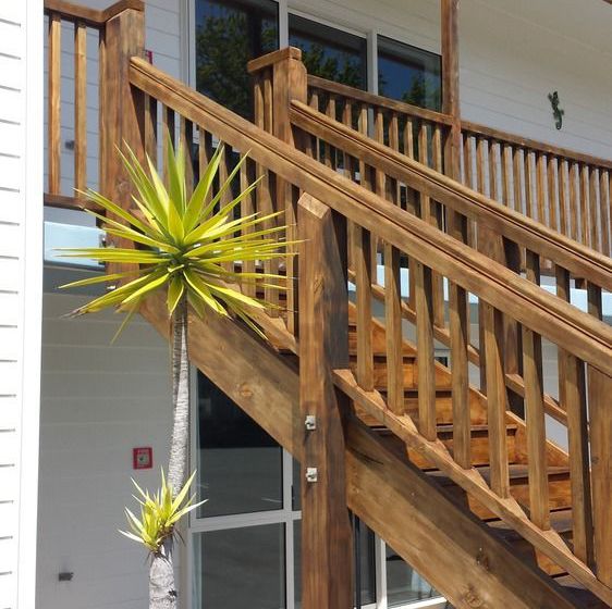 Abbey Court Motel 12