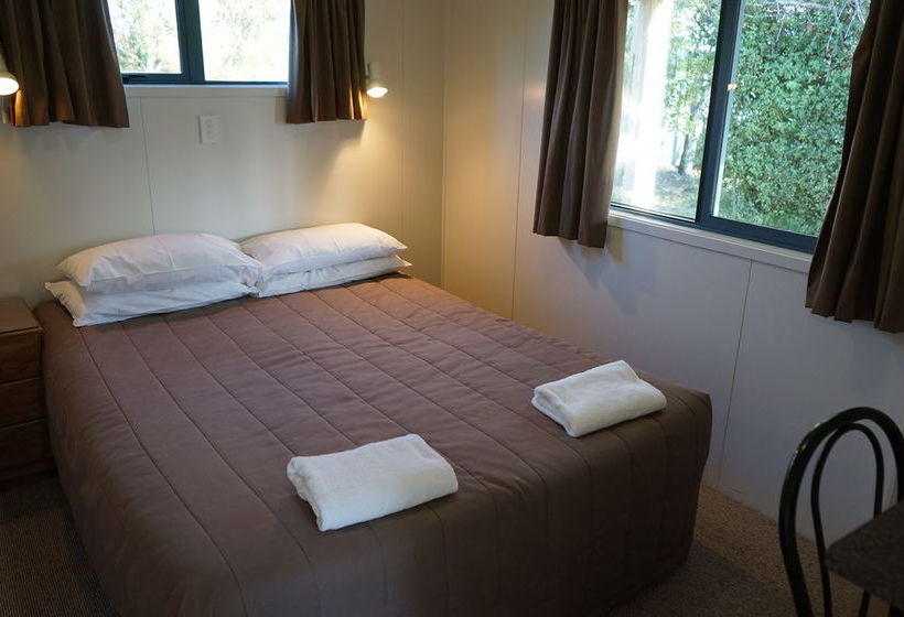 Hotel North South Holiday Park 13