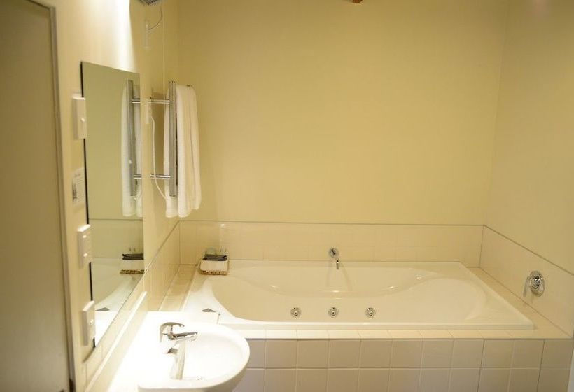 Hostel The Hobbit Motorlodge 10