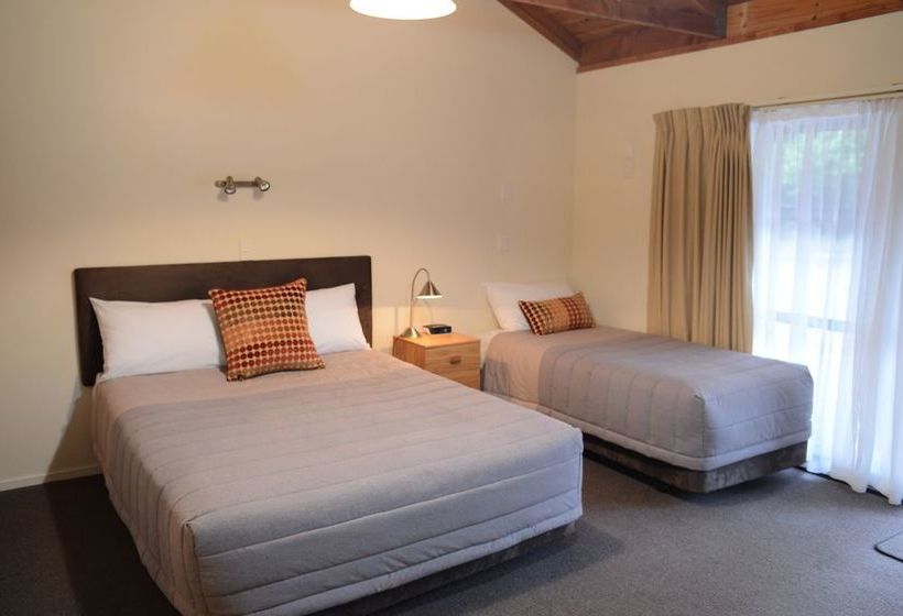 Hostel The Hobbit Motorlodge 5