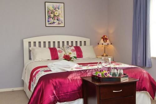 Pension Magnolia Rose Bed & Breakfast 7