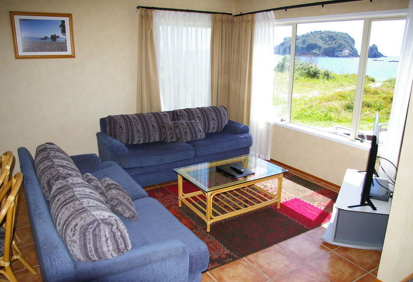 Hotel Hahei Holiday Resort 1