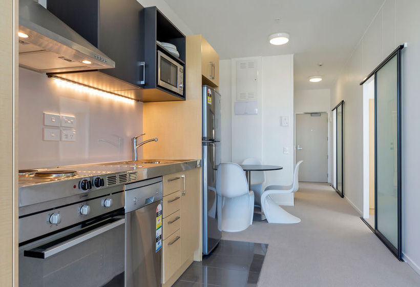 Mcentral Apartments Manukau 7