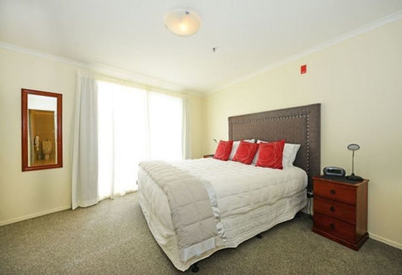 Belle Mer Apartments 8