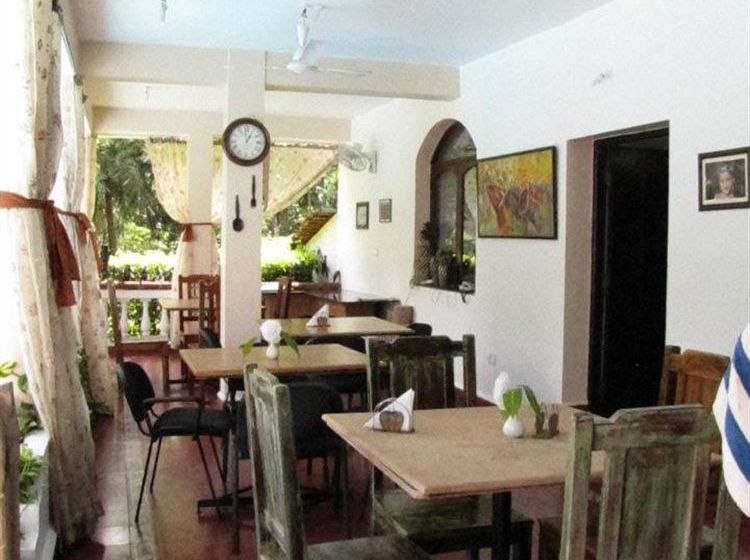 Bed and Breakfast Divar Island Guest House Retreat 6