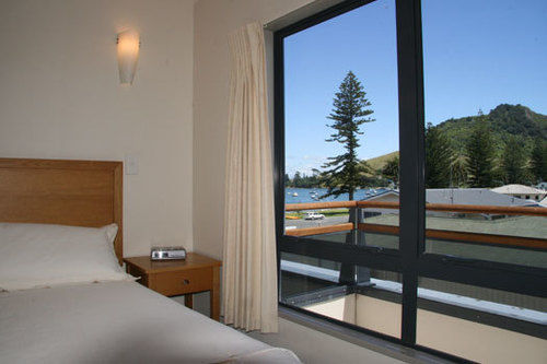 The Anchorage Apartments 3