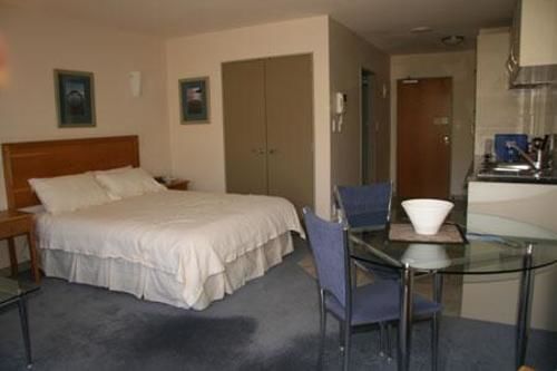 The Anchorage Apartments 4