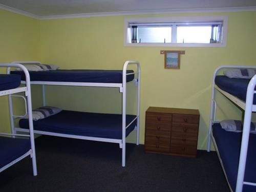 Hostel Pacific Coast Lodge & Backpackers 5