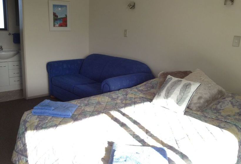 Bluebell Lodge And Cottage 6