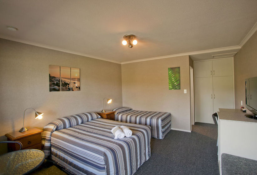 Hotel Te Anau Kiwi Holiday Park Te Anau South Island