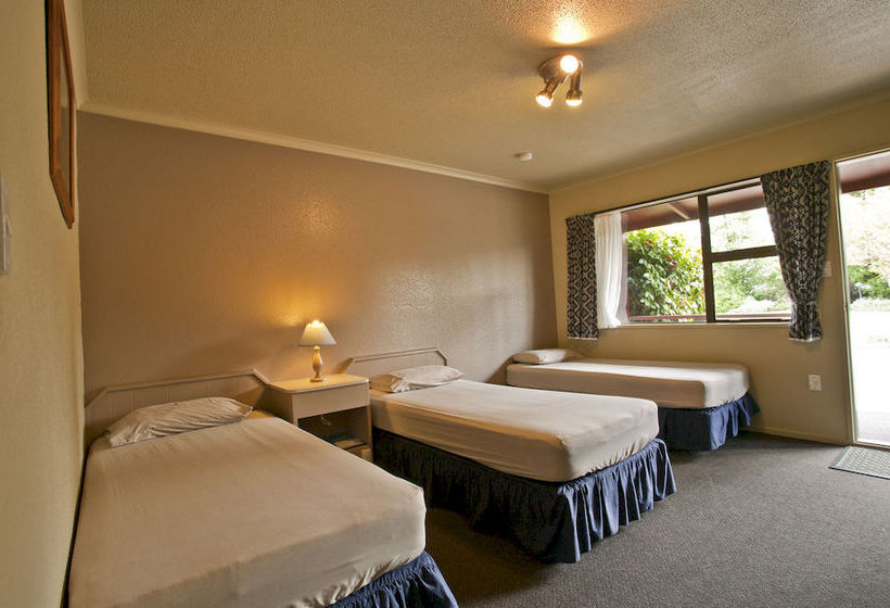 Hotel Te Anau Kiwi Holiday Park 6