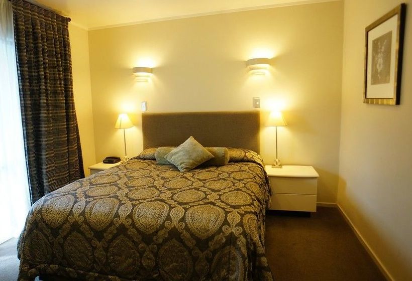 Motel Cornwall Park Motor Inn 12