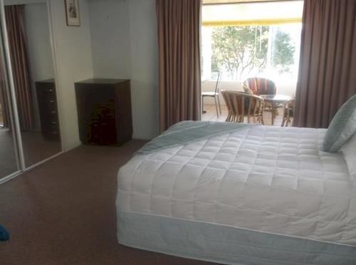 Hotel Beached As Paihia 9