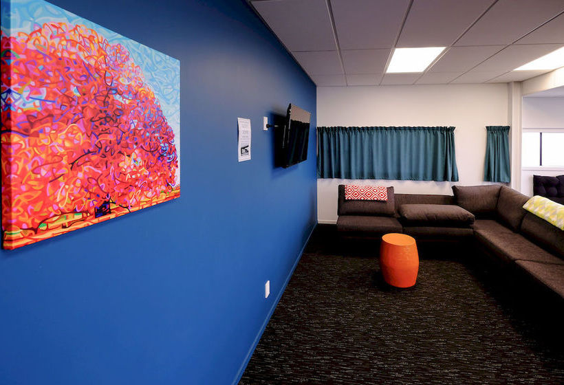 Haka Lodge Paihia Hostel 16