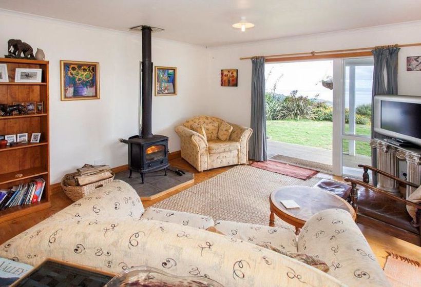 Pension Nightingale Falls Farmstay Retreat 12