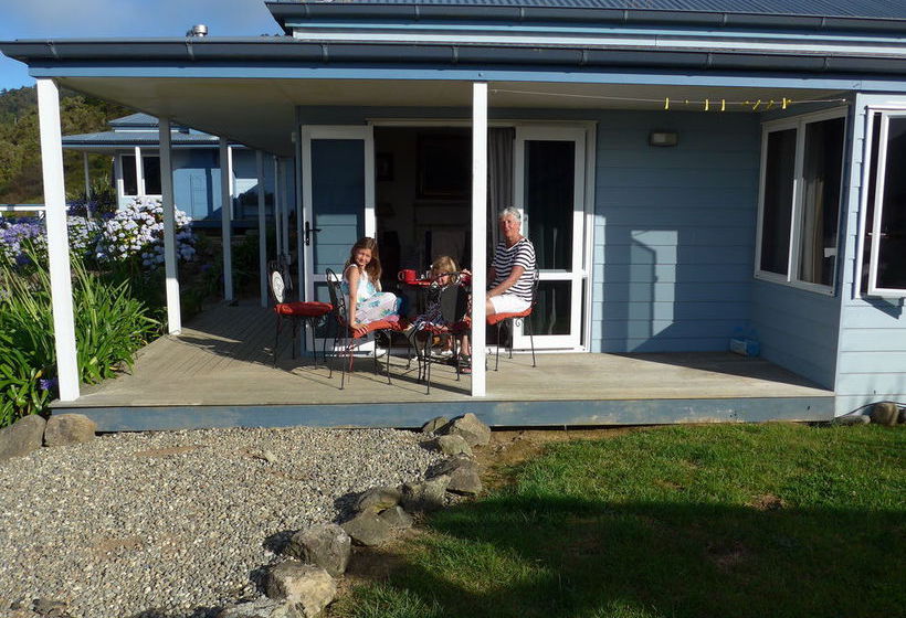 Pension Nightingale Falls Farmstay Retreat 14