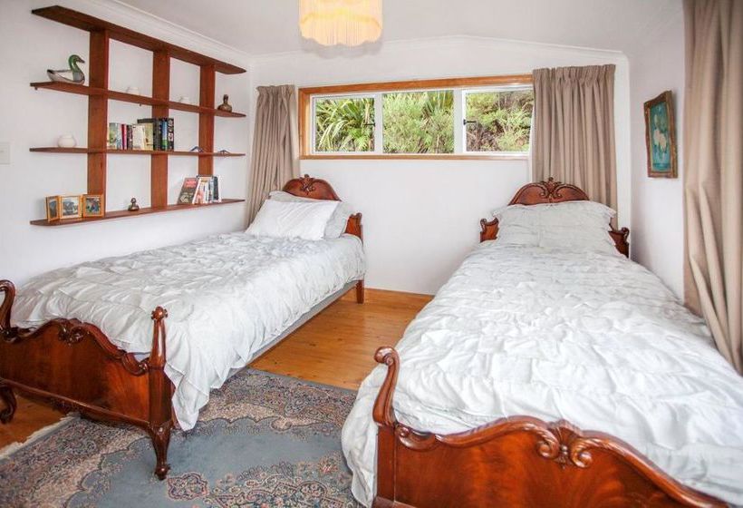 Pension Nightingale Falls Farmstay Retreat 17