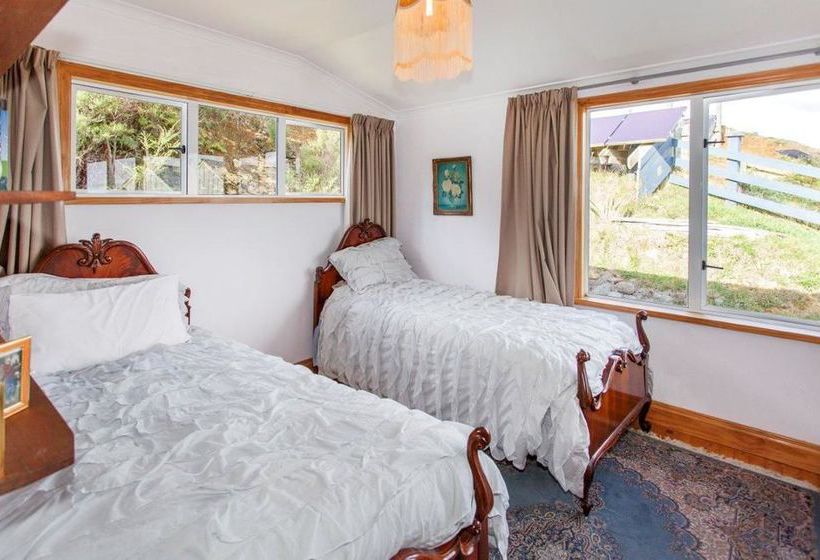 Pension Nightingale Falls Farmstay Retreat 18