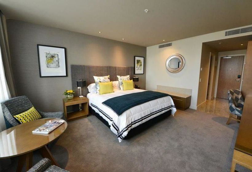 Hotel Distinction Dunedin 10