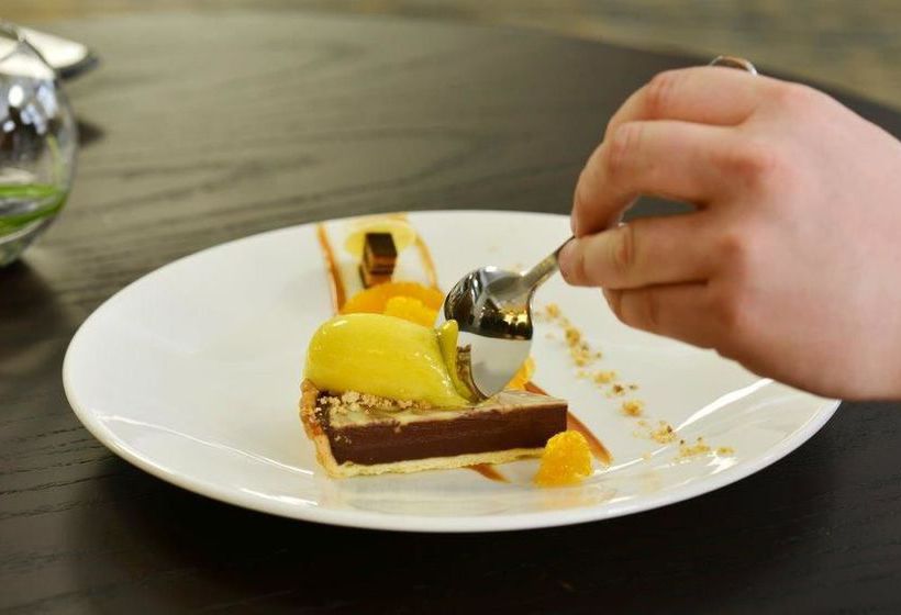 Hotel Distinction Dunedin 17