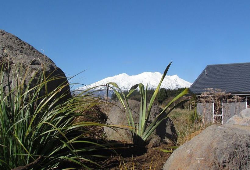 Bed and Breakfast Tongariro Suites At The Rocks 1