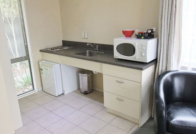 Abbella Lodge Motel 11