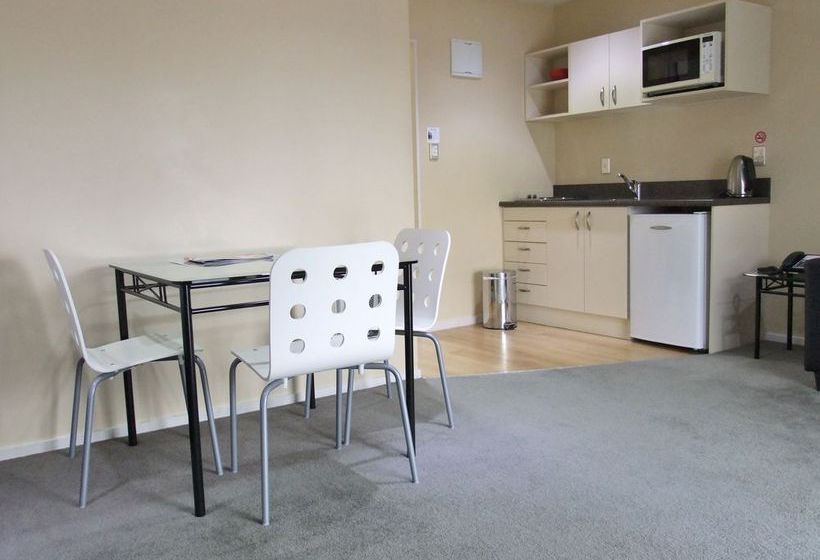 Abbella Lodge Motel 17