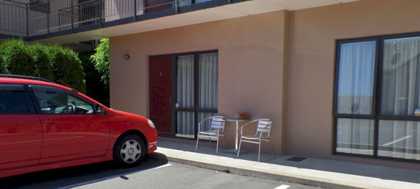 Abbella Lodge Motel 5