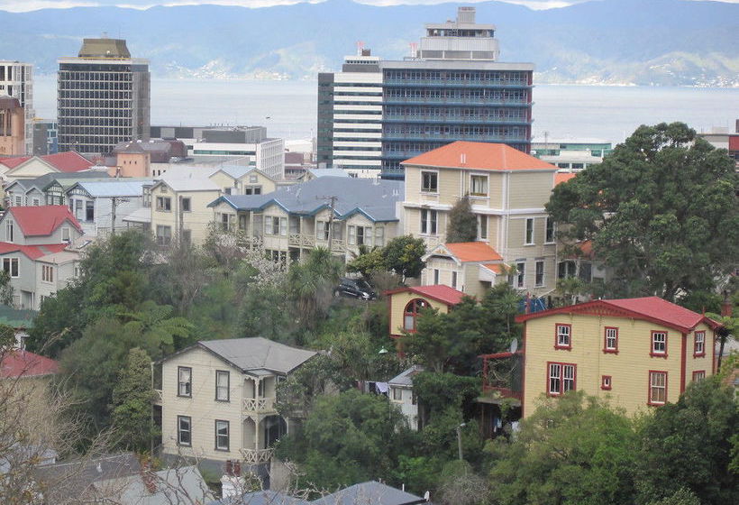 Acorns Wellington Apartment 1