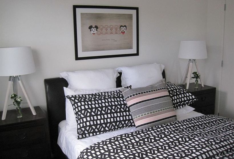 Acorns Wellington Apartment 11