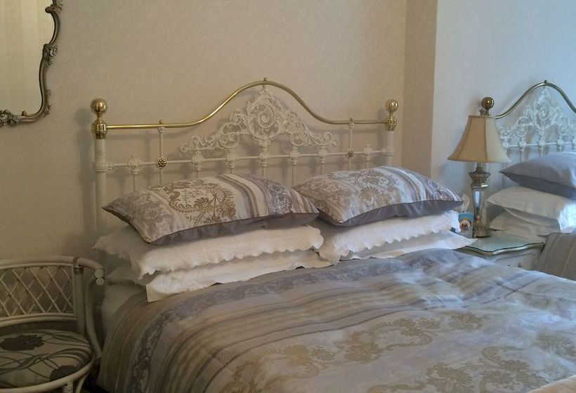 Bed and Breakfast Blairgowrie House