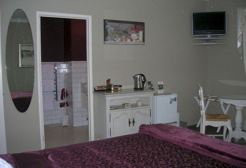 Bed and Breakfast Blairgowrie House 1