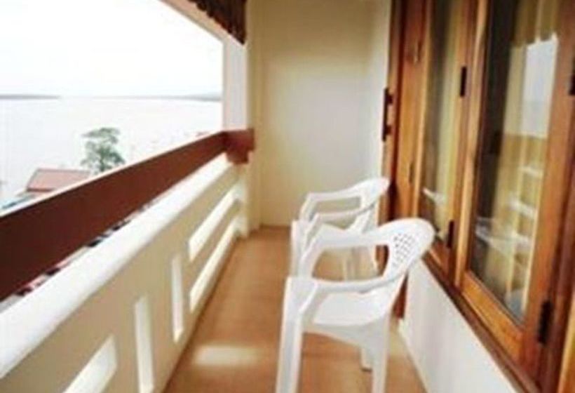 Riverfront Hotel Mukdahan 8