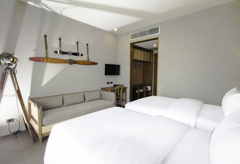 Hotel Marina Express Aviator Phuket Airport 10