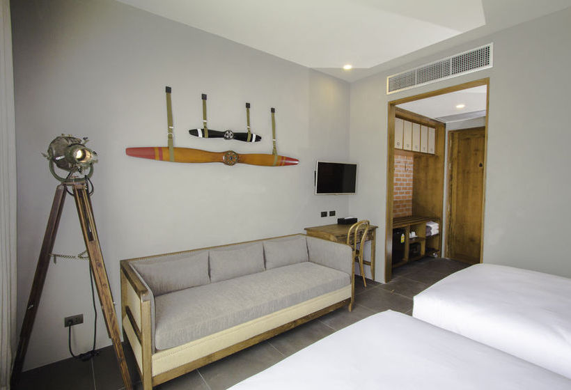 Hotel Marina Express Aviator Phuket Airport 7