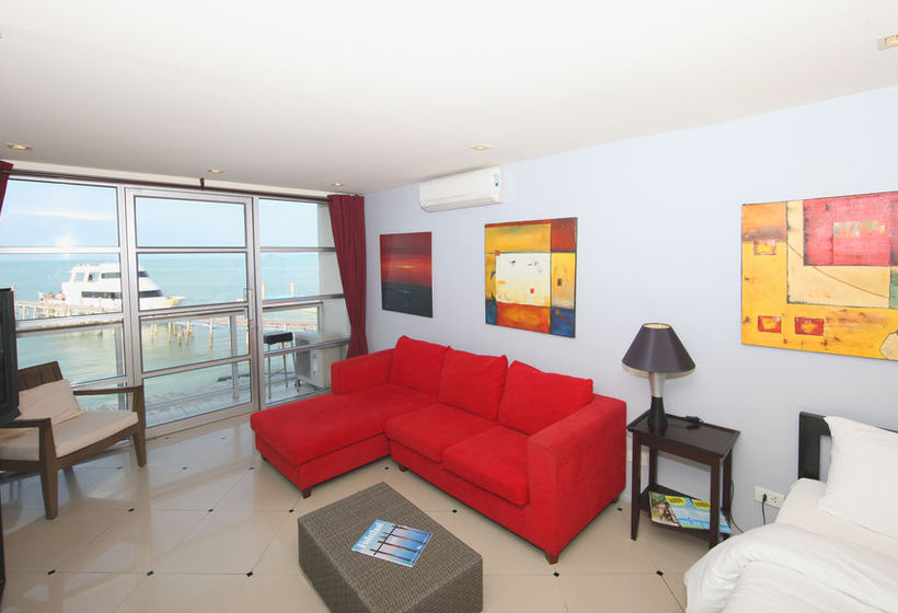 Hotel Enjoy Beach 18