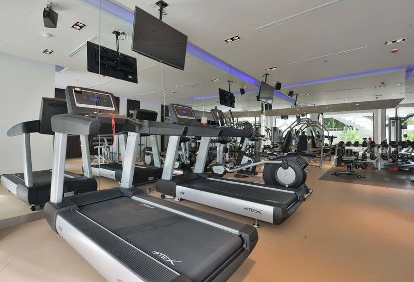 Dream Phuket Hotel & Spa 10