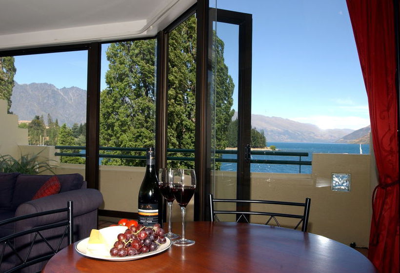 Lakefront Apartments 2