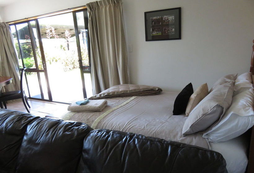 Bed and Breakfast Maples On Harewood 13