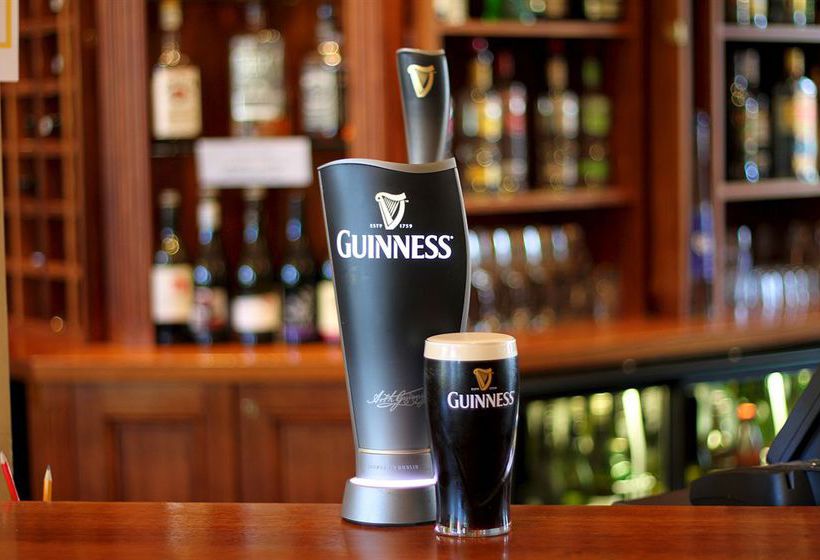 Hostel The Prince Albert Backpackers And Bar 4