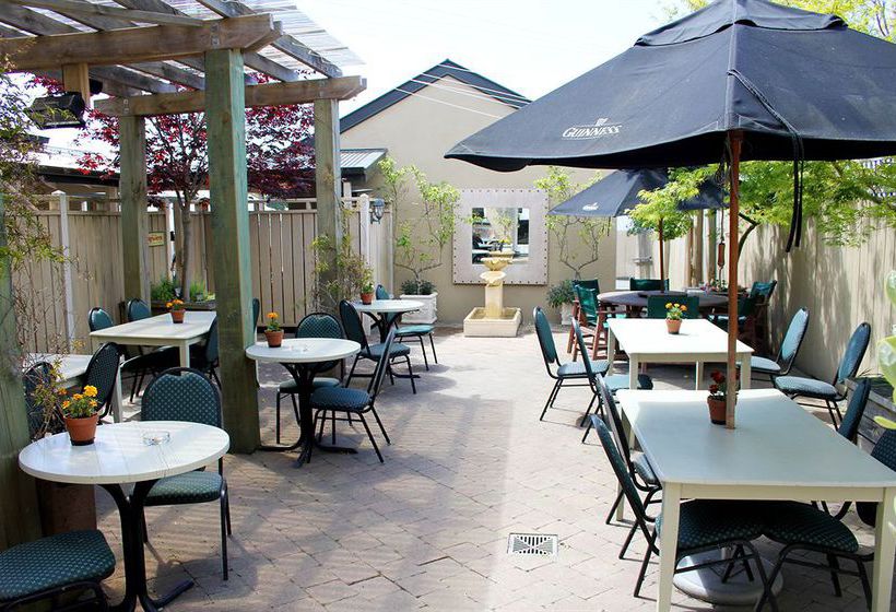 Hostel The Prince Albert Backpackers And Bar 5