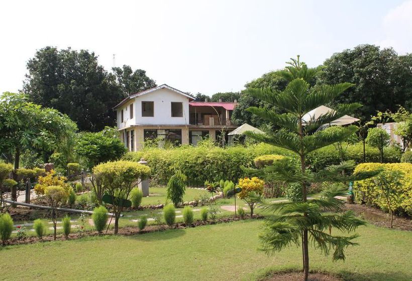 Hotel Oyo Premium Near Jhirna Road Corbett 10