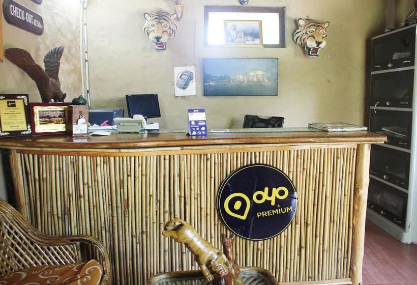 Hotel Oyo Premium Near Jhirna Road Corbett 19