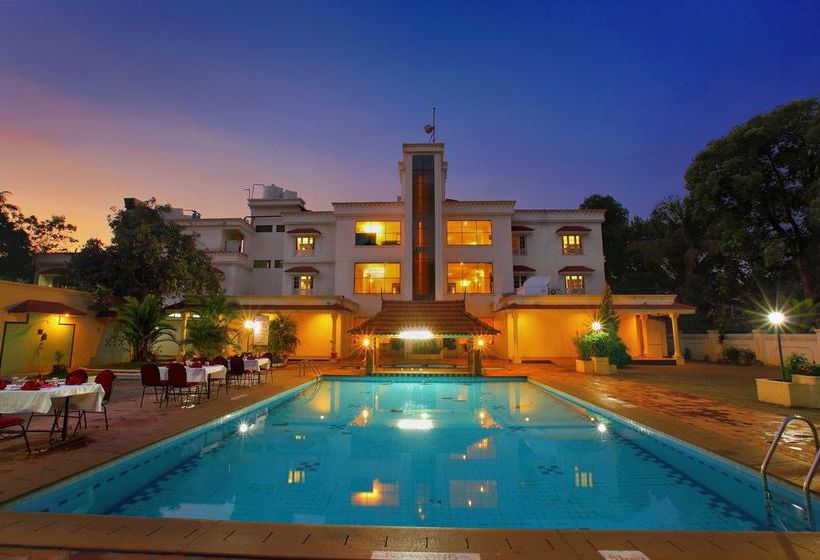 Hotel Quality Airport 11