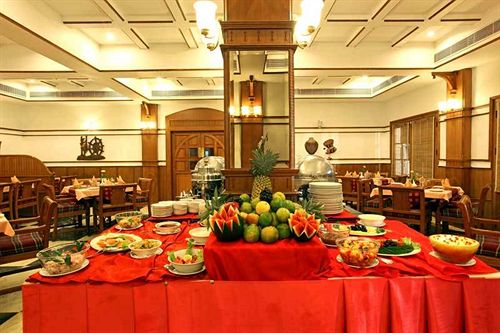 Hotel Quality Airport 18