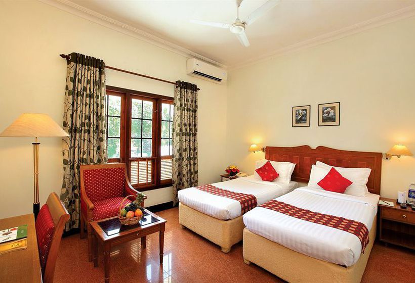 Hotel Quality Airport 8