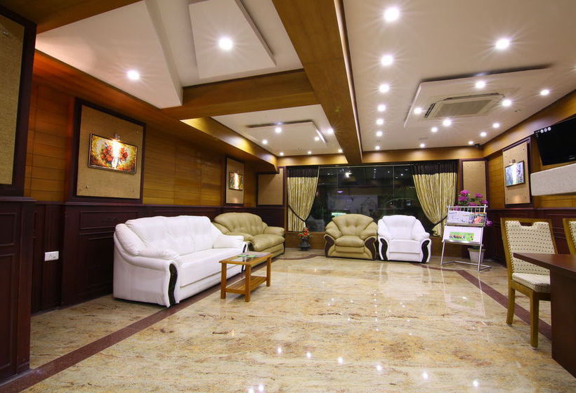 Atlas Airport Hotel Apartment 12