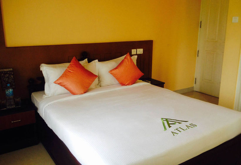 Atlas Airport Hotel Apartment 18