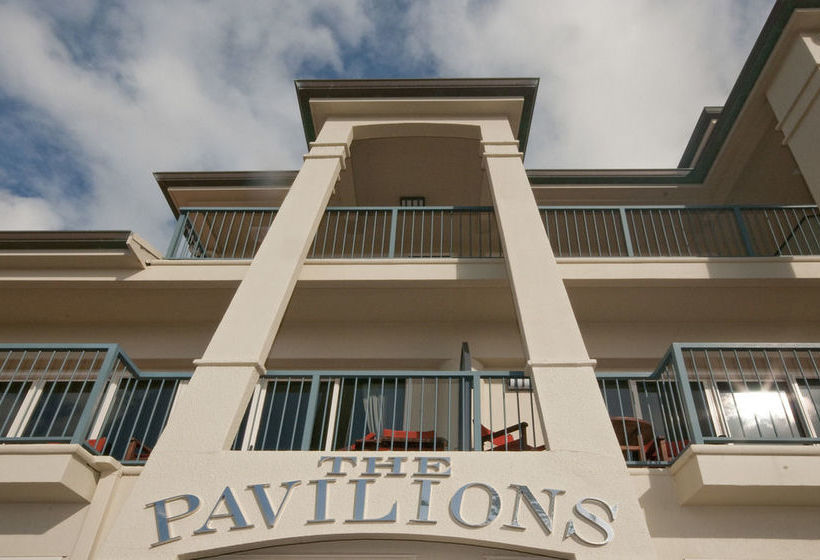 The Pavilions Beachfront Apartments