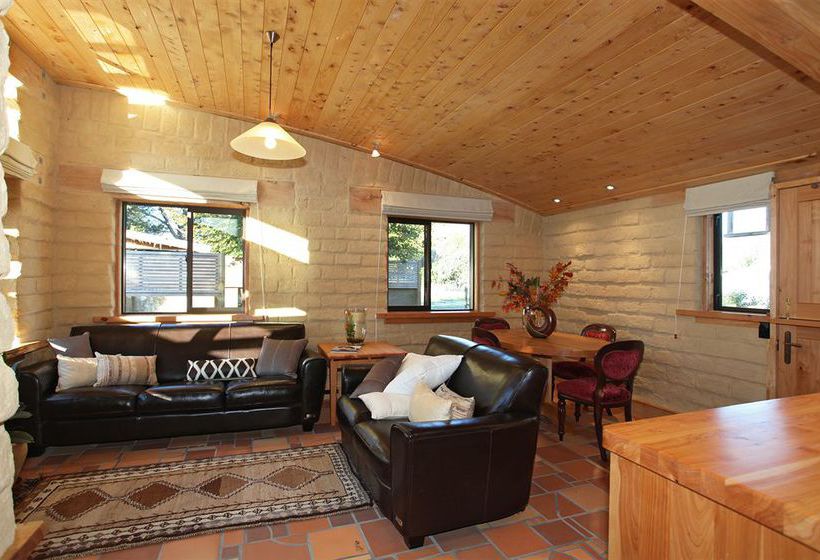 Bed and Breakfast Earthstead Villas 10